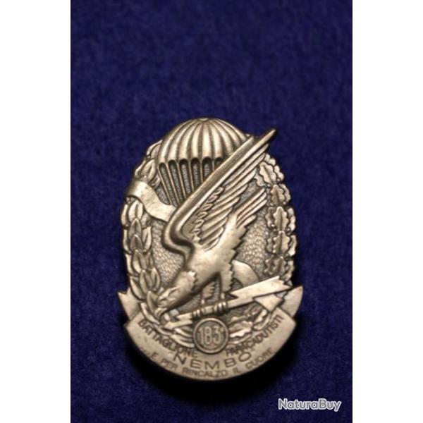 INSIGNE  DU 183 ME BATAILLON  DE PARACHUTISTES ITALIEN  1980