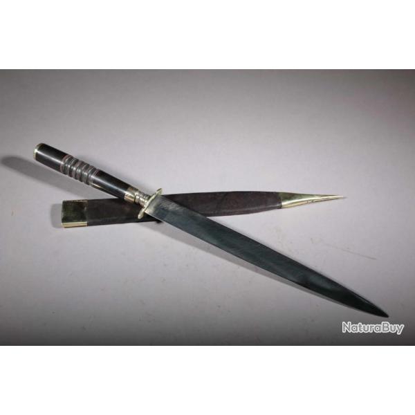 Stylet artisanal Corse manche en �b�ne 148
