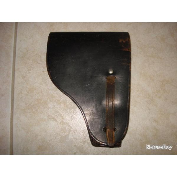Ancien �tui cuir  de MAS 35 en excellent �tat, timbre tr�s net.