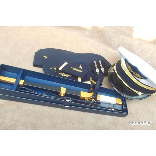 LOT DE SOUVENIRS D'ADJUDANT CHEF DE L'ARM�E DE L'AIR.