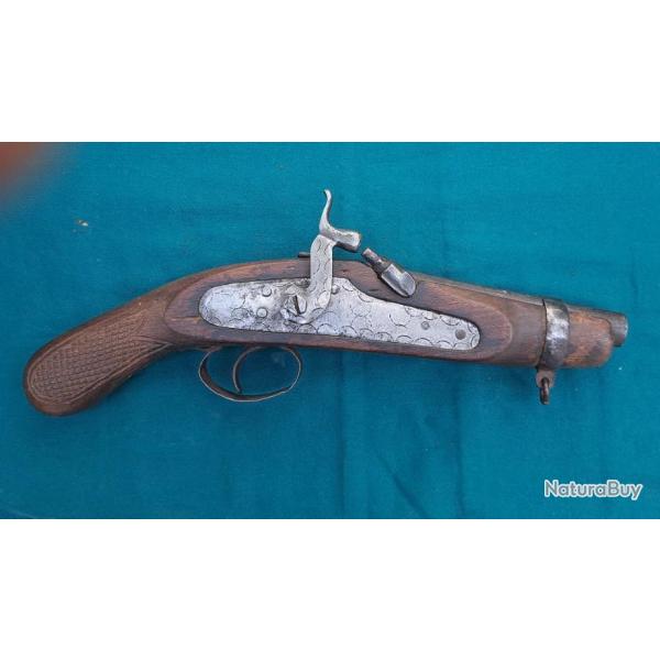 Pistolet coup de poing   percussion ( fin 19medbut 20  (ex silex)( Livr par