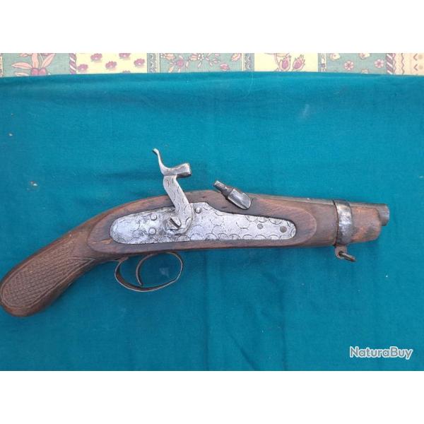 Pistolet coup de poing  � percussion ( fin 19�med�but 20�  (ex silex)( Livr� par