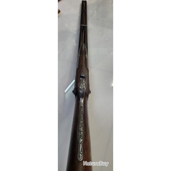 Exceptionnel fusil de chasse juxtapos� � percussion sign� en calibre 16.