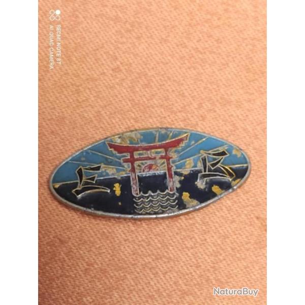 INSIGNE CROISEUR EMILE BERTIN AUGIS LYON SANS ATTACHE, MARINE