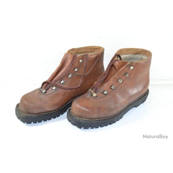 Paire de chaussures de montagne LE TRAPPEUR MADE IN FRANCE taille 42 Montagne ski telemark WW2 FFI