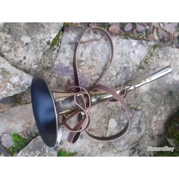 Belle TROMPE / CORNE  MILLIENS  pavillon ..... 33 cm