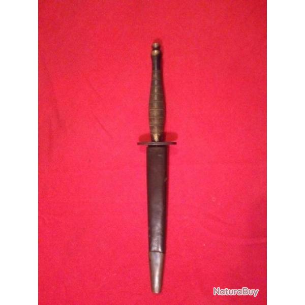 TR�S RARE DAGUE FSFK "PERL�E"