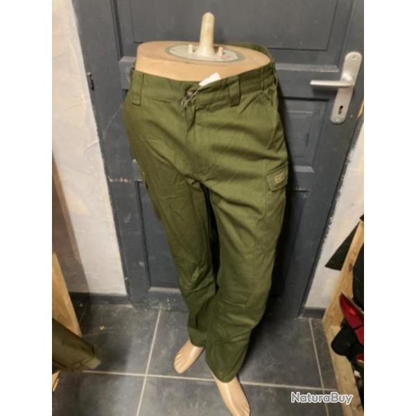 HANGAR33 PANTALON HART TAILLE 46 IB�RO VERT