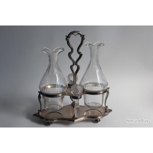 Huilier vinaigrier cristal et m�tal argent� A. Frenais