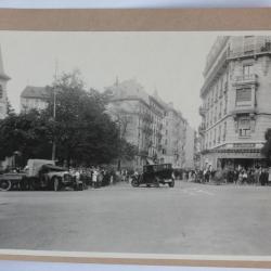Photographie Accident automobile Café de la poste Police Genève Suisse