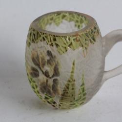 Ancien verre &agrave; liqueur &eacute;maill&eacute; Art nouveau