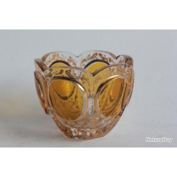 Ancien verre � liqueur cristal Boh�me