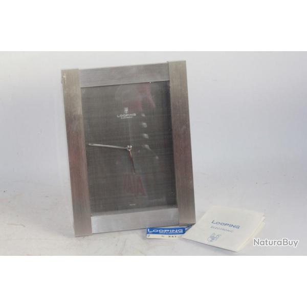 Pendulette de bureau Looping electronic vintage 1970 Clock