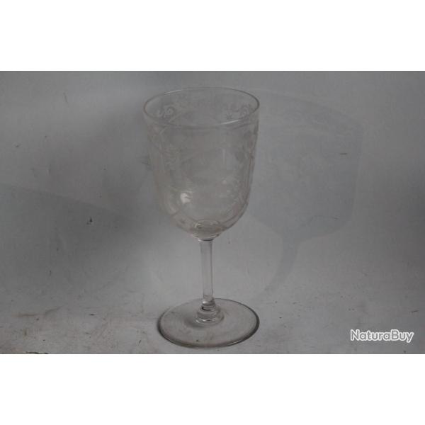 Ancien verre cristal grav� Fleurs alpines For�t Noire Art Populaire