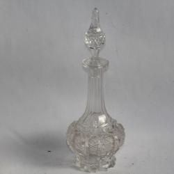 Ancien flacon &agrave; parfum cristal taill&eacute; Boh&egrave;me