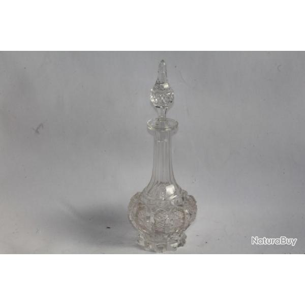 Ancien flacon � parfum cristal taill� Boh�me