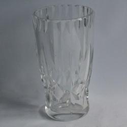 BACCARAT Vase cristal taillé étoile