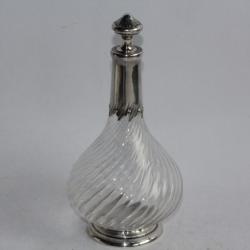 Carafe &agrave; liqueur cristal et argent France