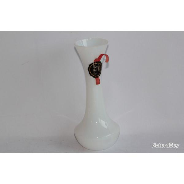 SEVRES Vase en cristal opalescent