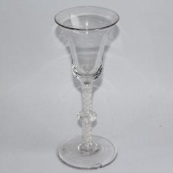 Verre à vin filigrané Twist XVIIIe siècle