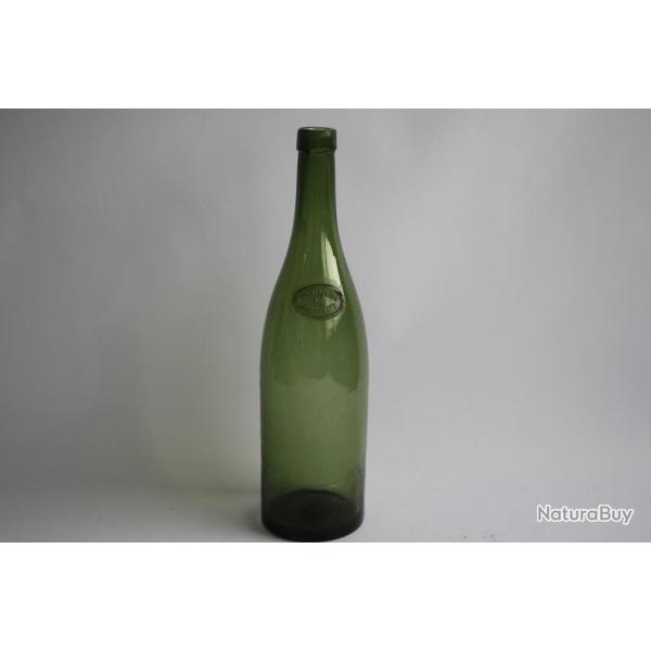 Ancienne bouteille verre Eau min�rale de Soultzmatt Alsace