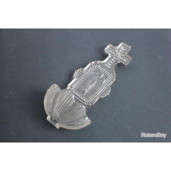 Ancien b�nitier verre