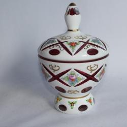 Bonbonnière overlay cristal de Bohême et opaline Moser