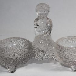 Salière verre moulé Petite fille