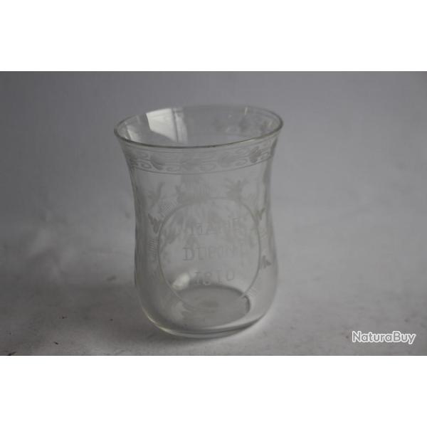 BACCARAT Gobelet cristal grav� Marie Dupont 1810