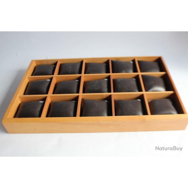 RAYMOND WEIL Grand plateau pr�sentoir pour 15 montres