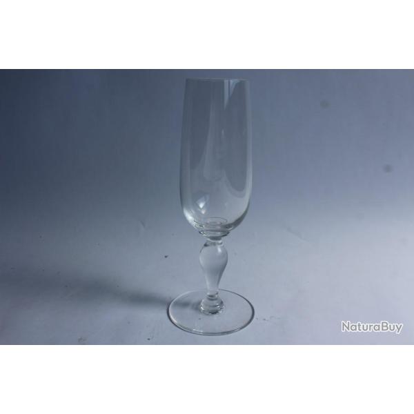 BACCARAT verre cristal fl�te � champagne