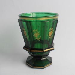 BACCARAT Gobelet cristal vert XIXe siècle