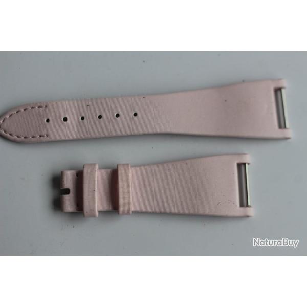 PATEK PHILIPPE Bracelet montre satin rose 21 mm
