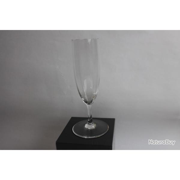 BACCARAT verre cristal fl�te a champagne
