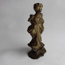 Sculpture terre cuite femme Art nouveau signée ?