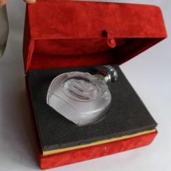 LALIQUE rare Carafe cristal Cognac Château Paulet