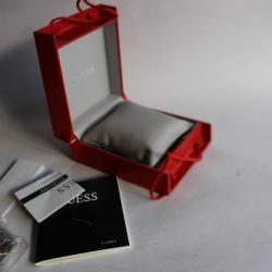 Écrin pour Montre GUESS + maillons horlogerie