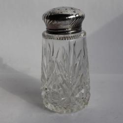 Saupoudreuse argent et cristal Allemagne argenterie art de la table
