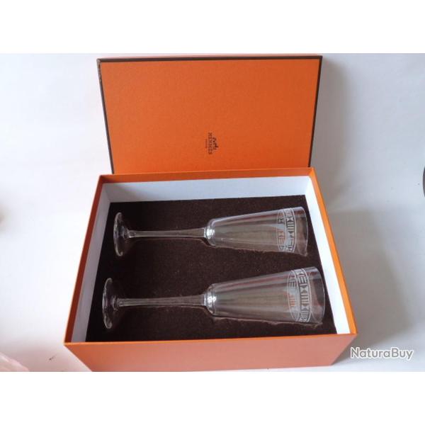 Paire de fl�tes a champagne cristal HERMES Egee verre Art de la table