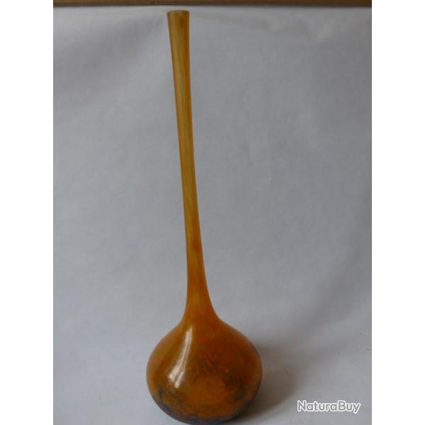 Vase soliflore DAUM NANCY verre marmor�en Art nouveau verrerie