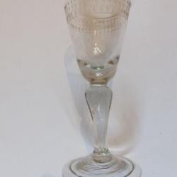 Verre XVIIIe siècle  Antiquités verreries