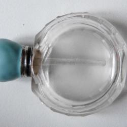 Petit flacon a parfum cristal et argent émaillé