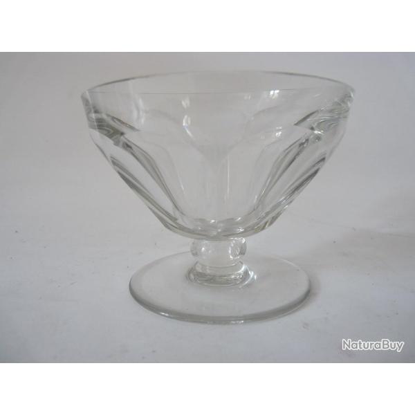 BACCARAT Coupe � champagne cristal Art de la table