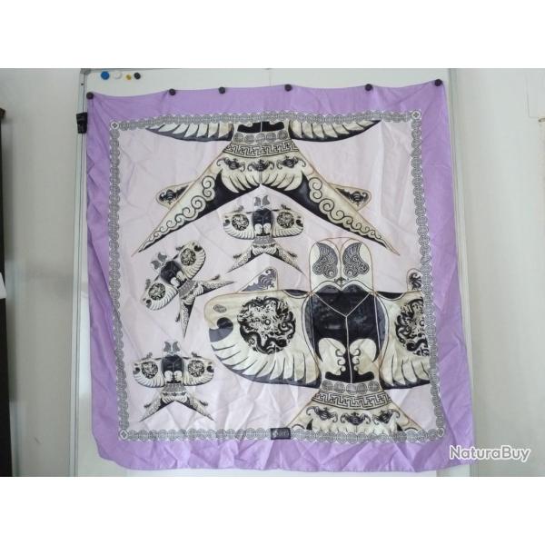 Foulard soie montres PATEK PHILIPPE Ermenegildo Zegna motif Chinois