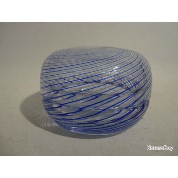 Grande boite cristal filigran�e Clichy ?