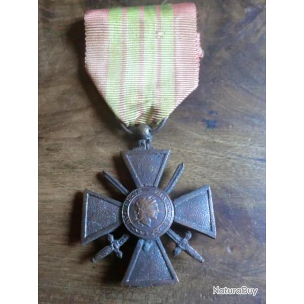 MEDAILLE CROIX DE GUERRE  WW2