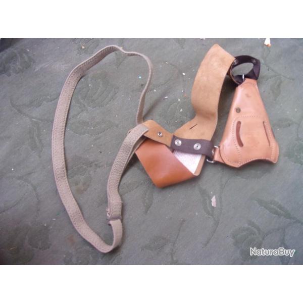 holster inside  Bianchi  9 R  cuir