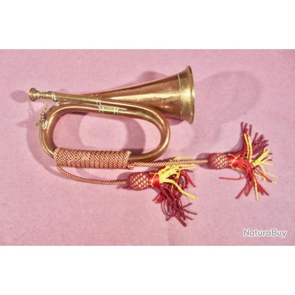 REPRODUCTION DE BUGGLE DE L'ARMEE BRITANNIQUE.