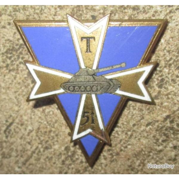 51� B.T, 1� D.B, dor� et argent�, �mail, 2 bol�ros Drago(�)