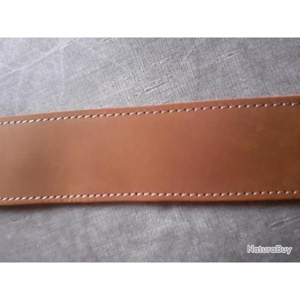 Bretelle luxe cuir  47 mm Carabine ou fusil.